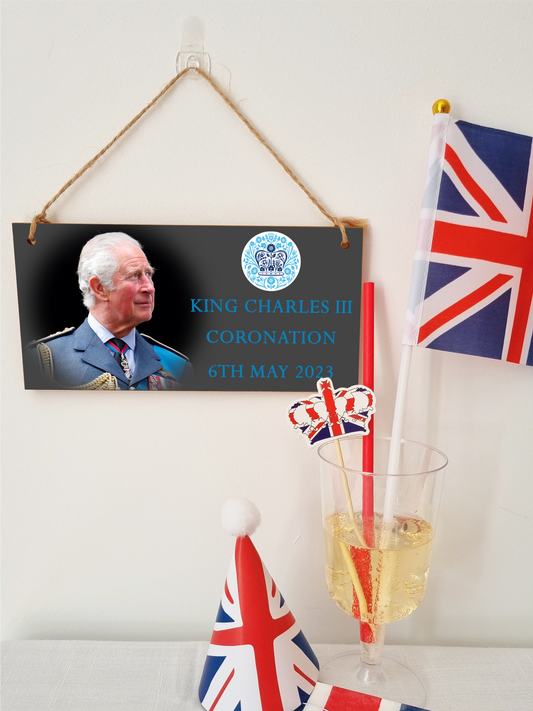 King Charles III Coronation Hanging Wooden Plaque 6th May 2023 Decorations Celebration Party Bunting Alternative Keepsake Royal Memorabilia