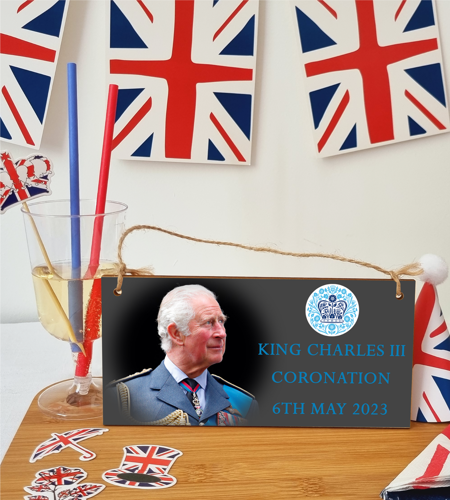 King Charles III Coronation Hanging Wooden Plaque 6th May 2023 Decorations Celebration Party Bunting Alternative Keepsake Royal Memorabilia
