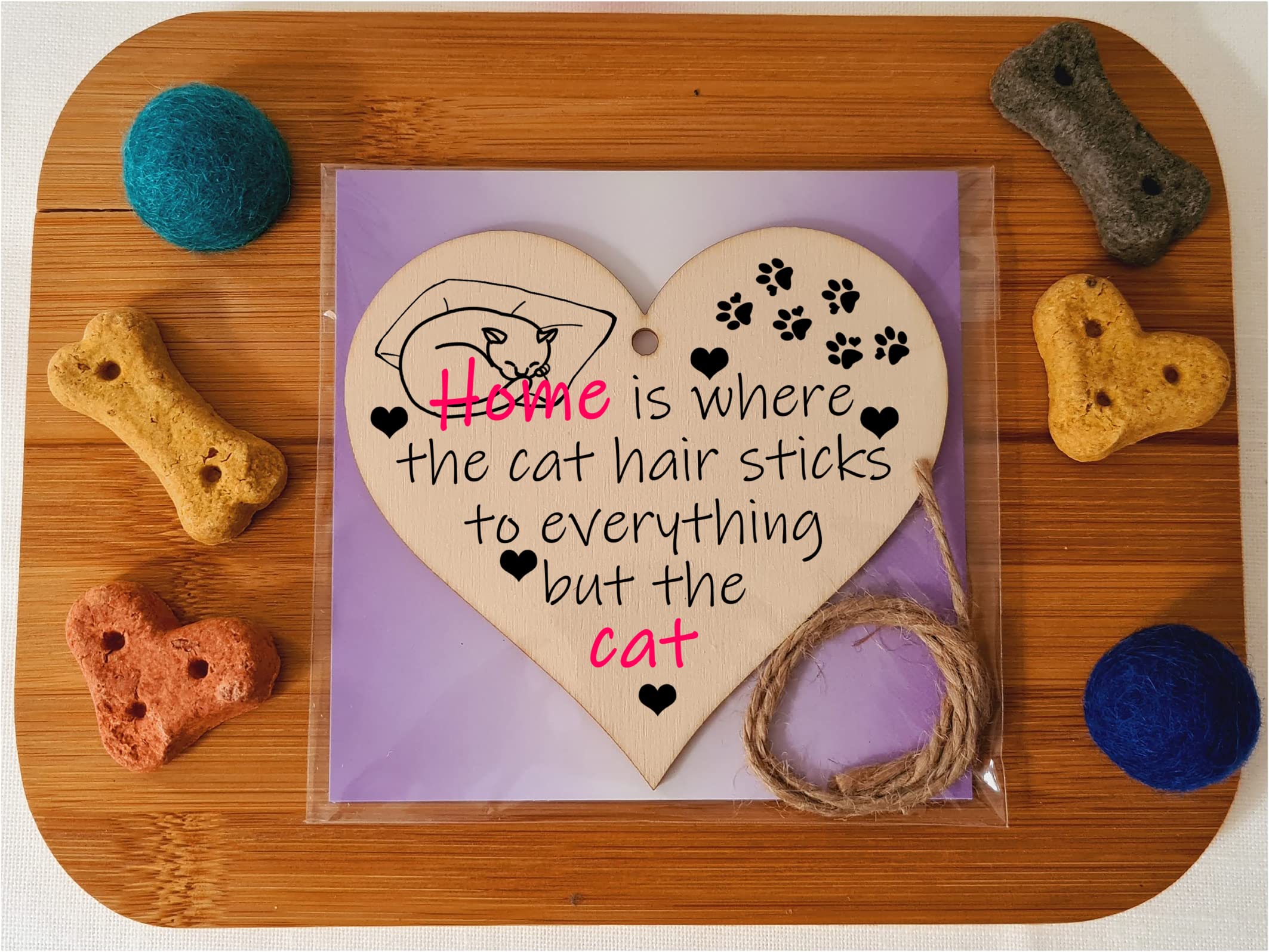 Handmade Wooden Hanging Heart Plaque Gift for Cat Lovers Novelty Funny Keepsake