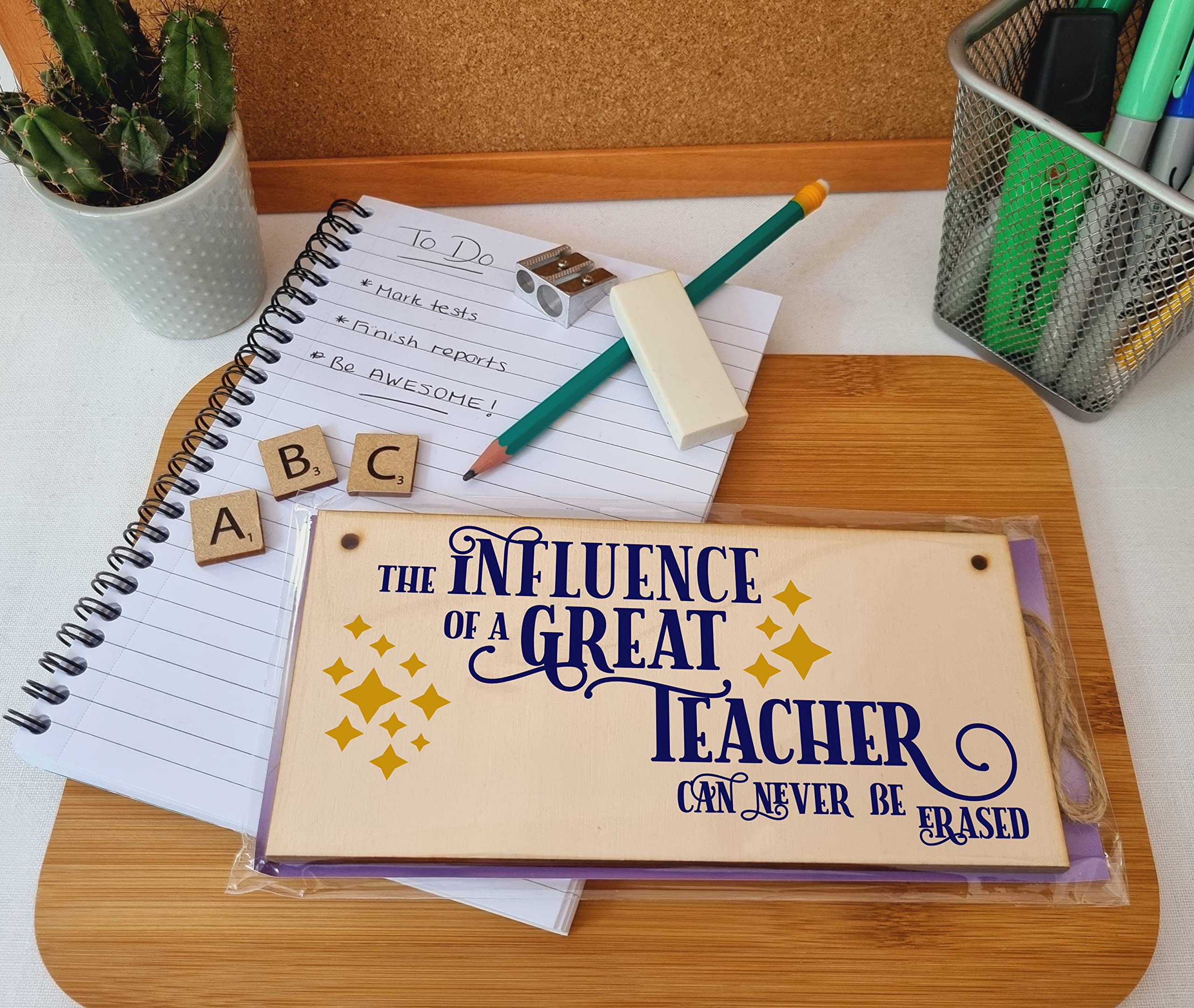 The Plum Penguin Influence Great Teacher Never Erased Handmade Wooden Hanging Wall Plaque Gift Teacher Teaching Assistant End of Term