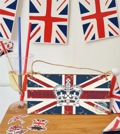 The Plum Penguin Handmade Wooden Hanging Wall Plaque Celebrate 70 Years Queen's Platinum Jubilee 2022 Crown Decorative Memorabilia Street Party