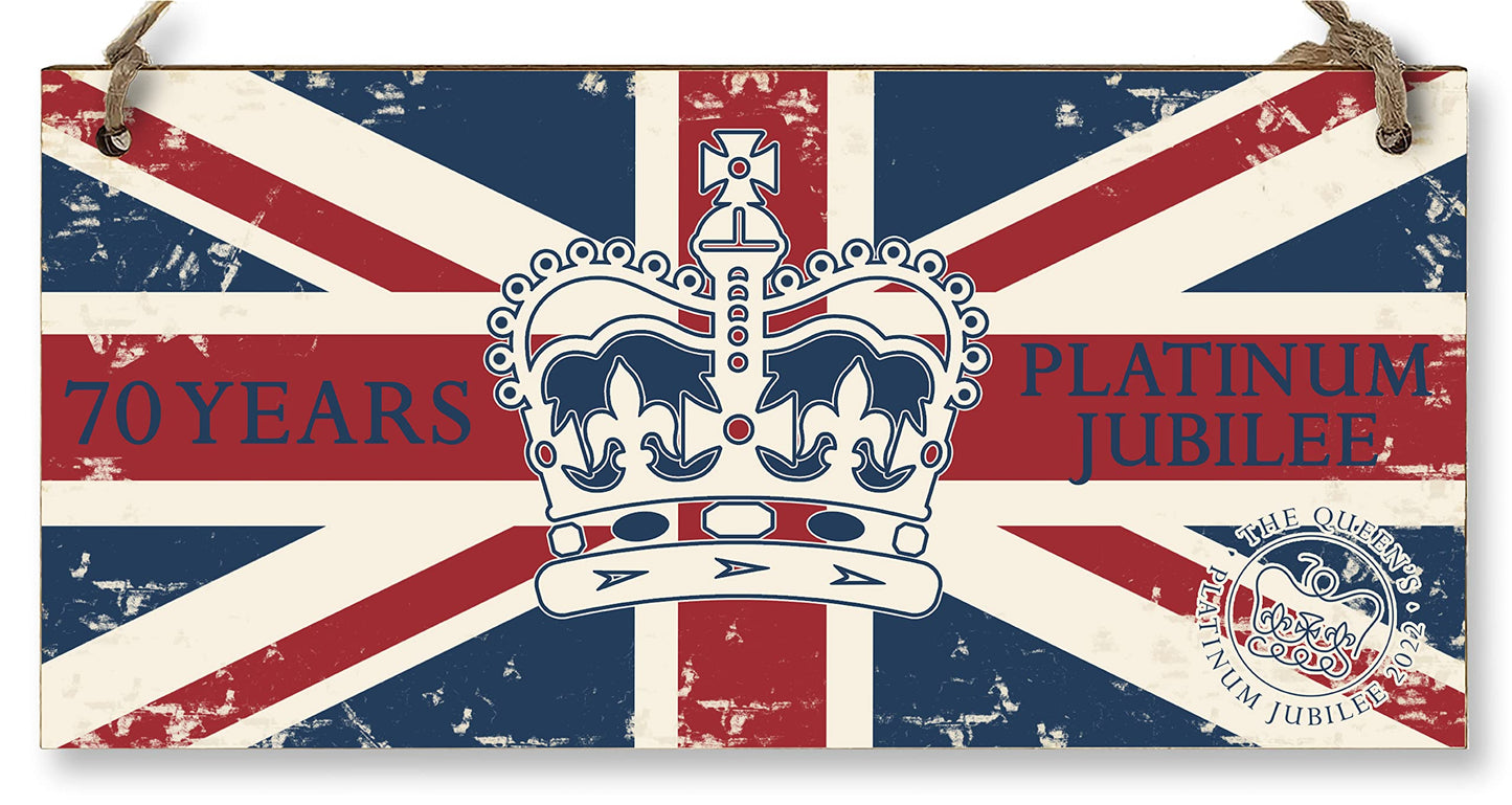 The Plum Penguin Handmade Wooden Hanging Wall Plaque Celebrate 70 Years Queen's Platinum Jubilee 2022 Crown Decorative Memorabilia Street Party