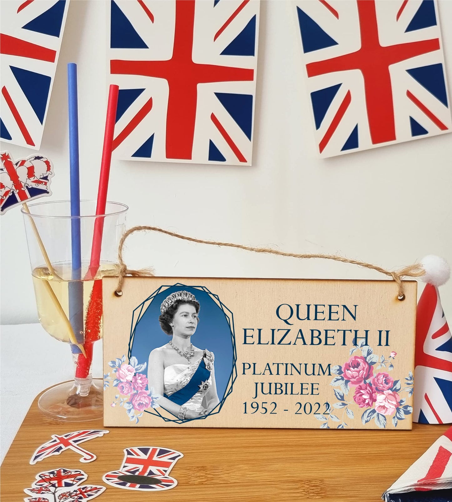 The Plum Penguin Handmade Wooden Hanging Wall Plaque Celebrate 70 Years Queen's Platinum Jubilee 2022 Coronation Decorative Memorabilia Street Party