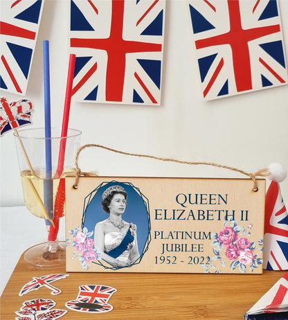 The Plum Penguin Handmade Wooden Hanging Wall Plaque Celebrate 70 Years Queen's Platinum Jubilee 2022 Coronation Decorative Memorabilia Street Party