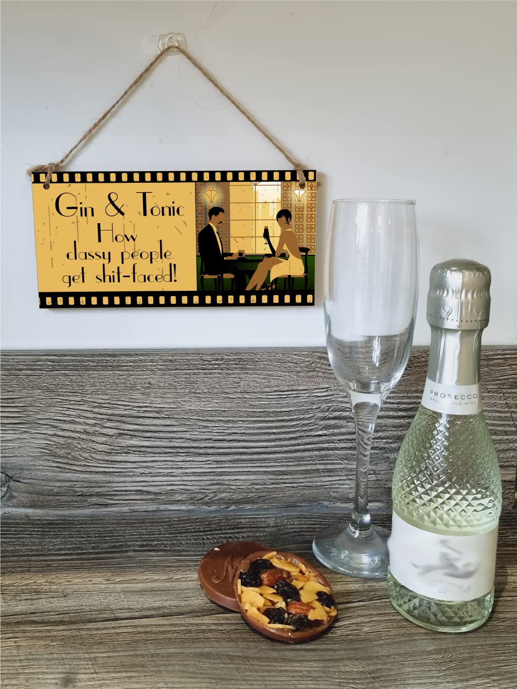 The Plum Penguin Handmade Wooden Hanging Wall Plaque Wine Gin & Tonic How Classy People Get Drunk Pun Novelty Sign Gin Lovers