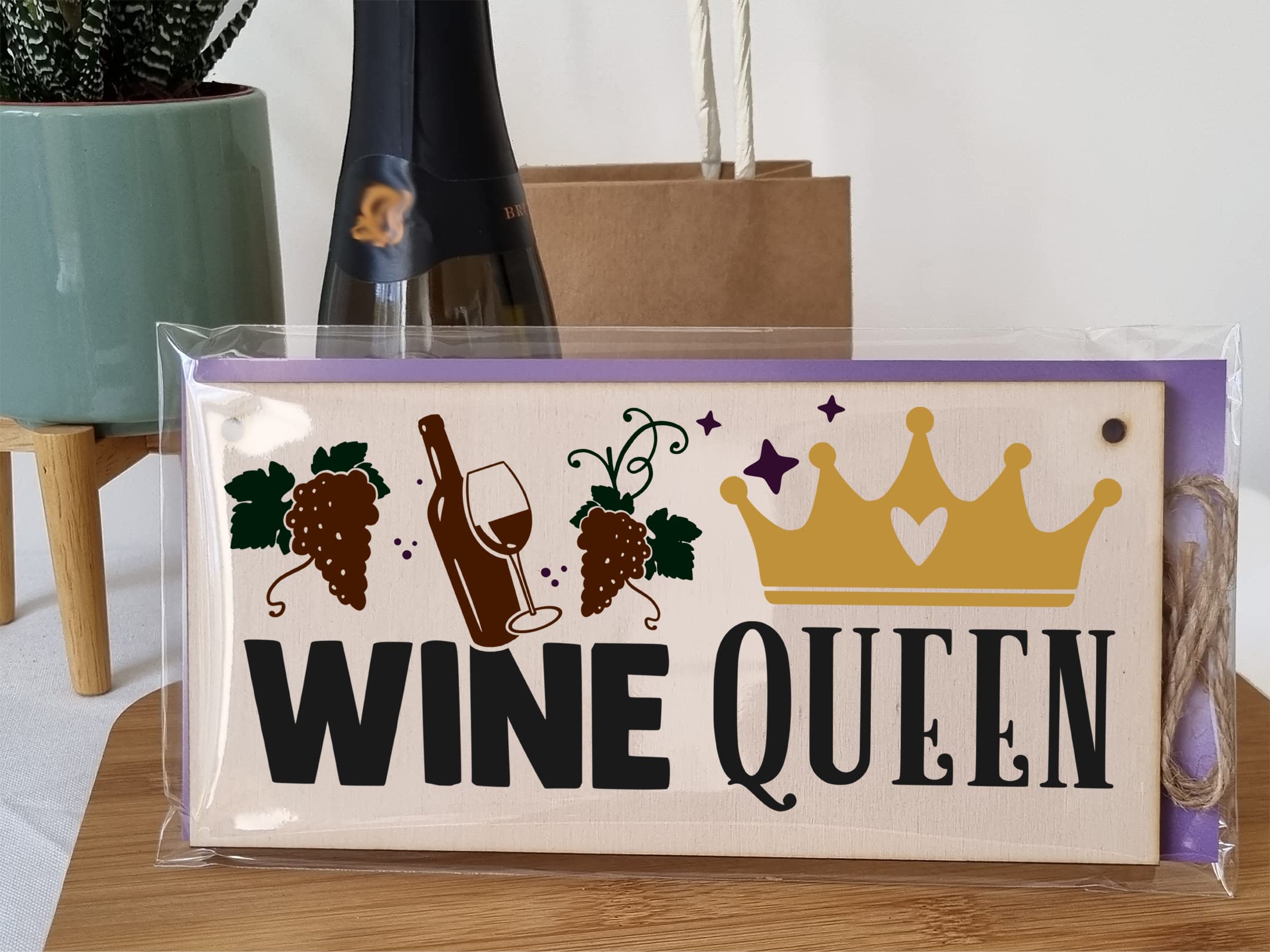 The Plum Penguin Wine Queen Funny Novelty Handmade Wooden Hanging Wall Plaque Great Friendship Gift Home Bar Sign Decoration