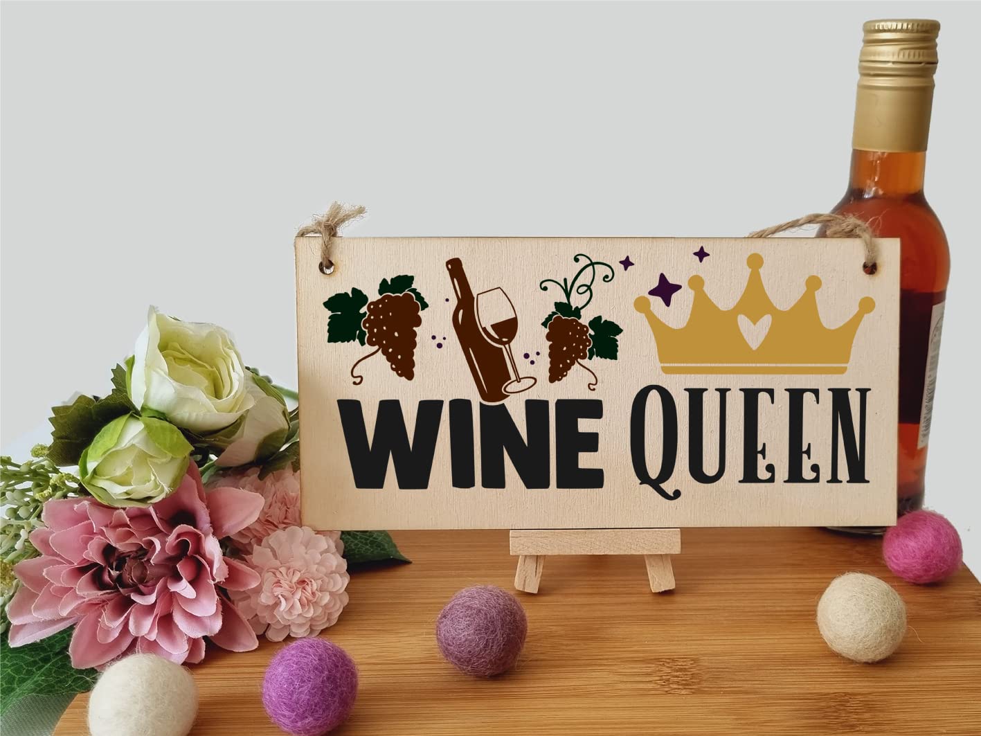 The Plum Penguin Wine Queen Funny Novelty Handmade Wooden Hanging Wall Plaque Great Friendship Gift Home Bar Sign Decoration