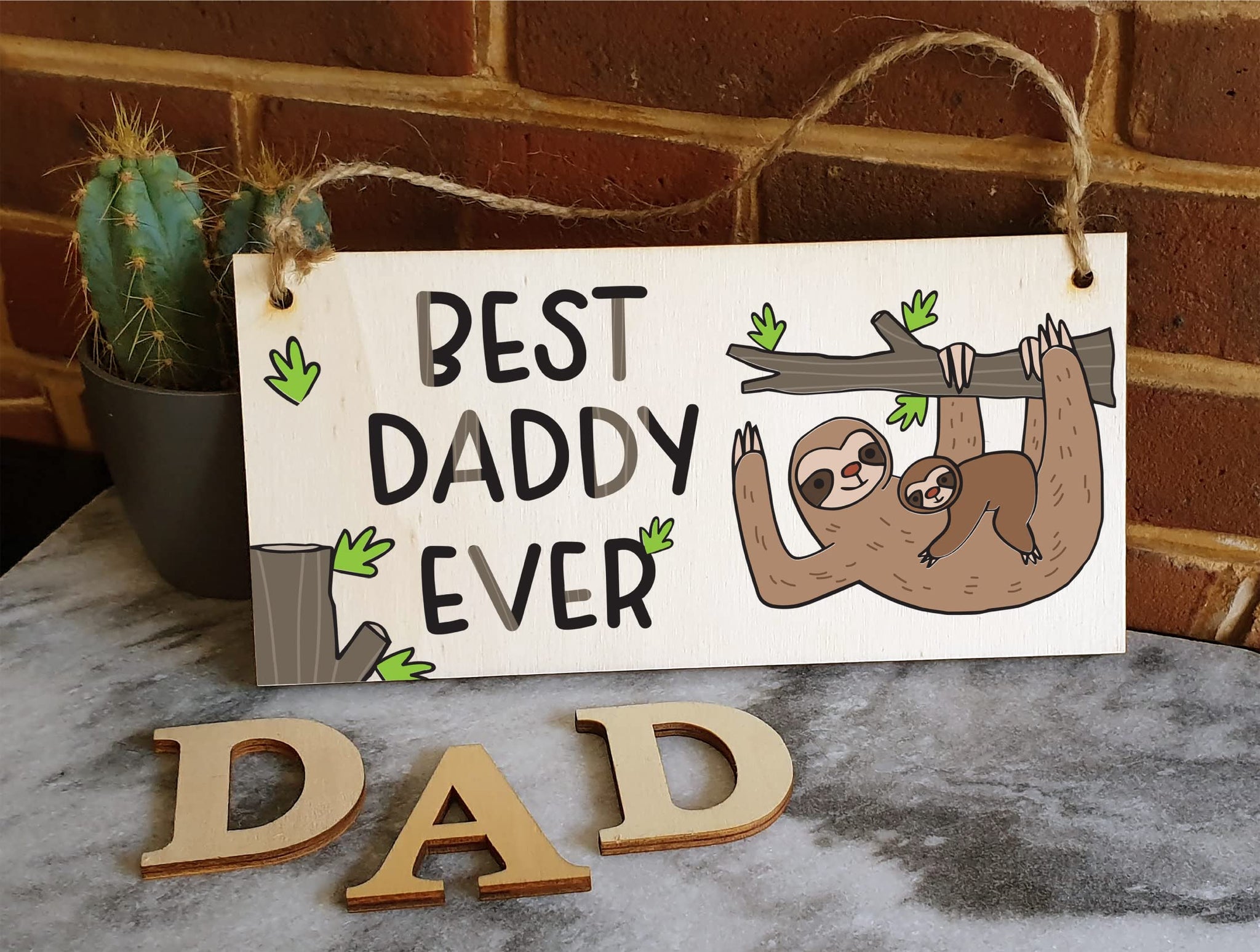 The Plum Penguin Handmade Wooden Hanging Wall Plaque Best Daddy Ever Decorative Sentimental Gift Father's Day Office Man Cave