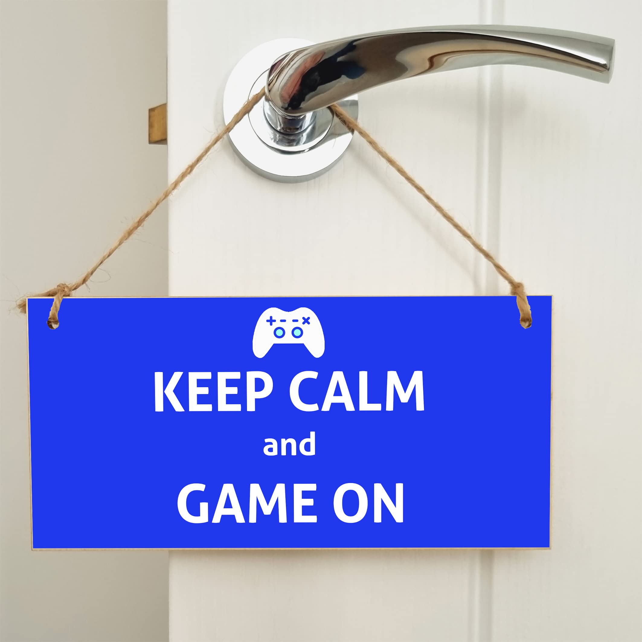 The Plum Penguin Handmade Wooden Hanging Wall Plaque Keep Calm and Game On Novelty Gift Gamers Computer Game Fans Man Cave Sign
