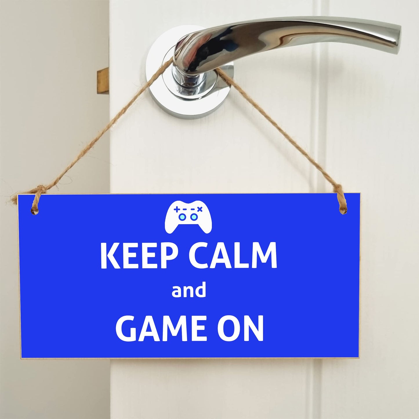 The Plum Penguin Handmade Wooden Hanging Wall Plaque Keep Calm and Game On Novelty Gift Gamers Computer Game Fans Man Cave Sign