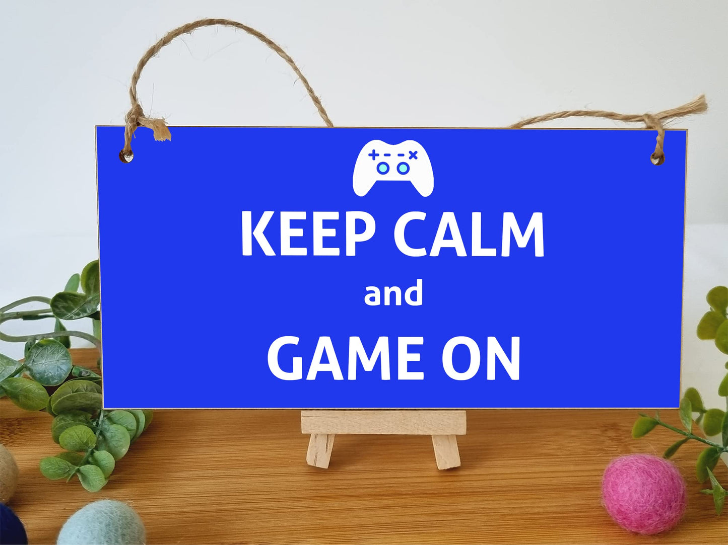 The Plum Penguin Handmade Wooden Hanging Wall Plaque Keep Calm and Game On Novelty Gift Gamers Computer Game Fans Man Cave Sign