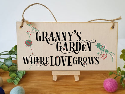 The Plum Penguin Handmade Wooden Hanging Wall Plaque Granny's Garden Where Love Grows Decorative Sign for Grandparents