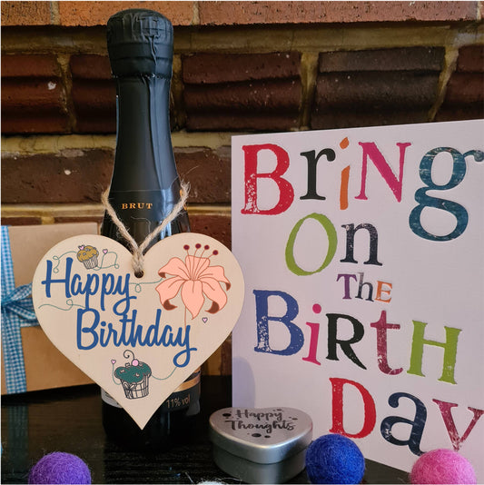 Happy Birthday Floral Rustic Style Party Hanging Heart Wooden Decoration Gift Card Alternative Women Mums