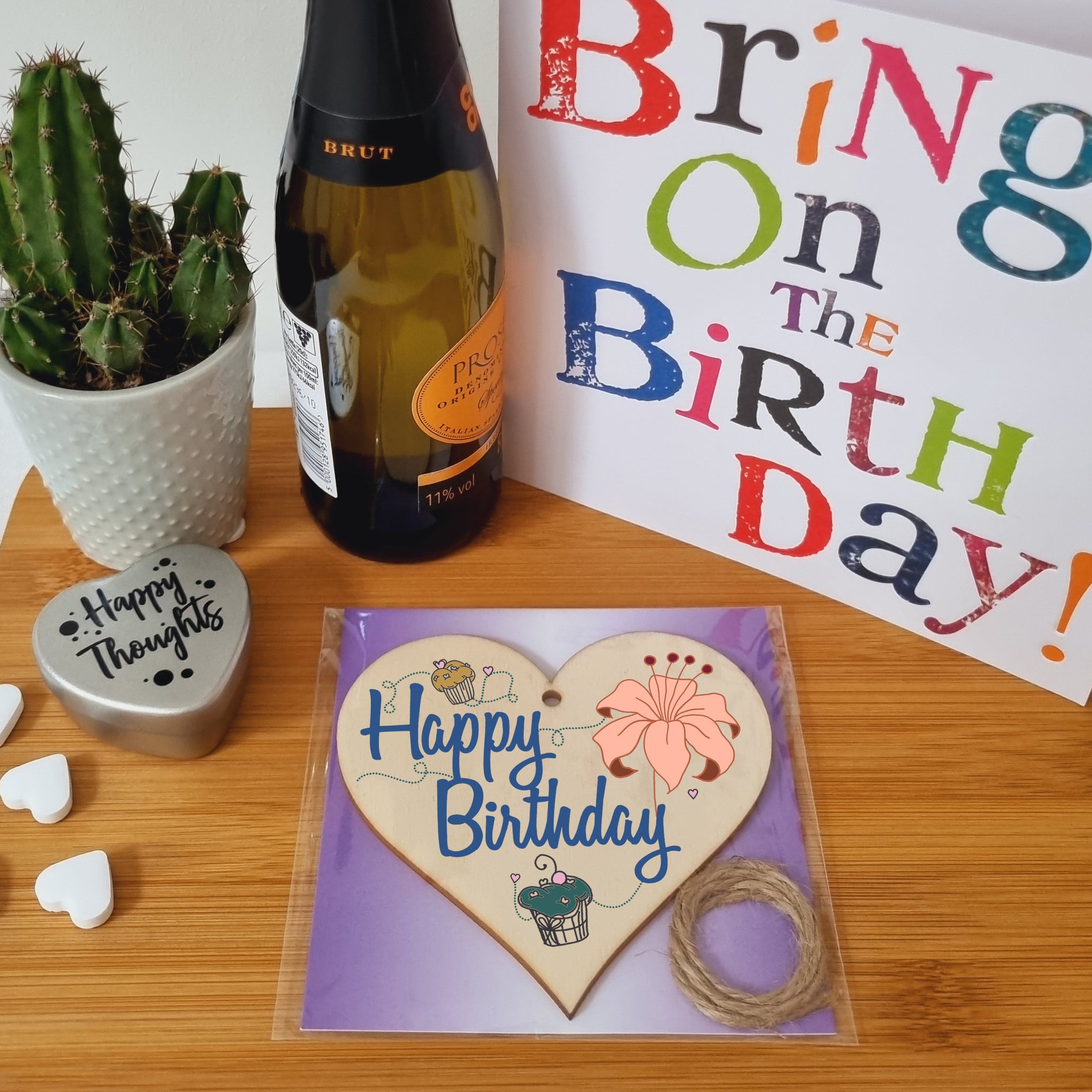 Happy Birthday Floral Rustic Style Party Hanging Heart Wooden Decoration Gift Card Alternative Women Mums