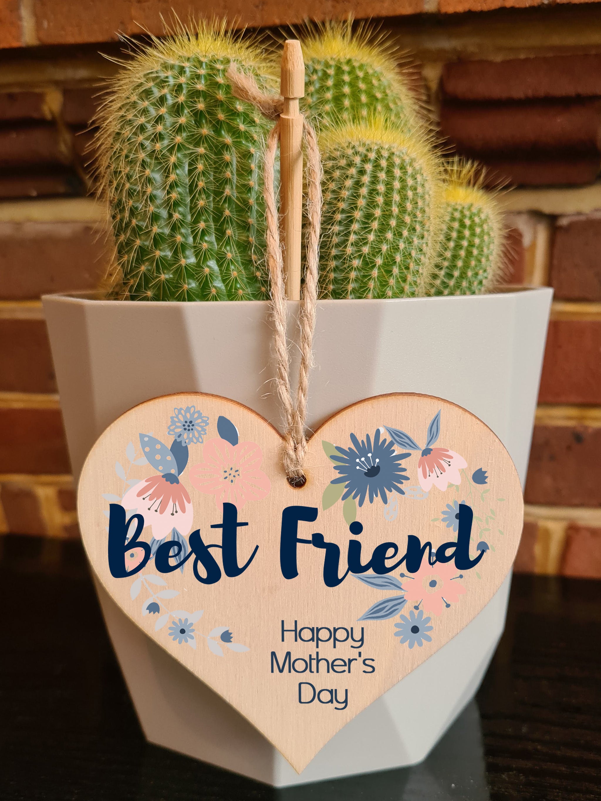 Handmade Wooden Hanging Heart Plaque Mother's Day Gift perfect for Best Friend stylish floral celebration card alternative from best friend beautiful thoughtful keepsake