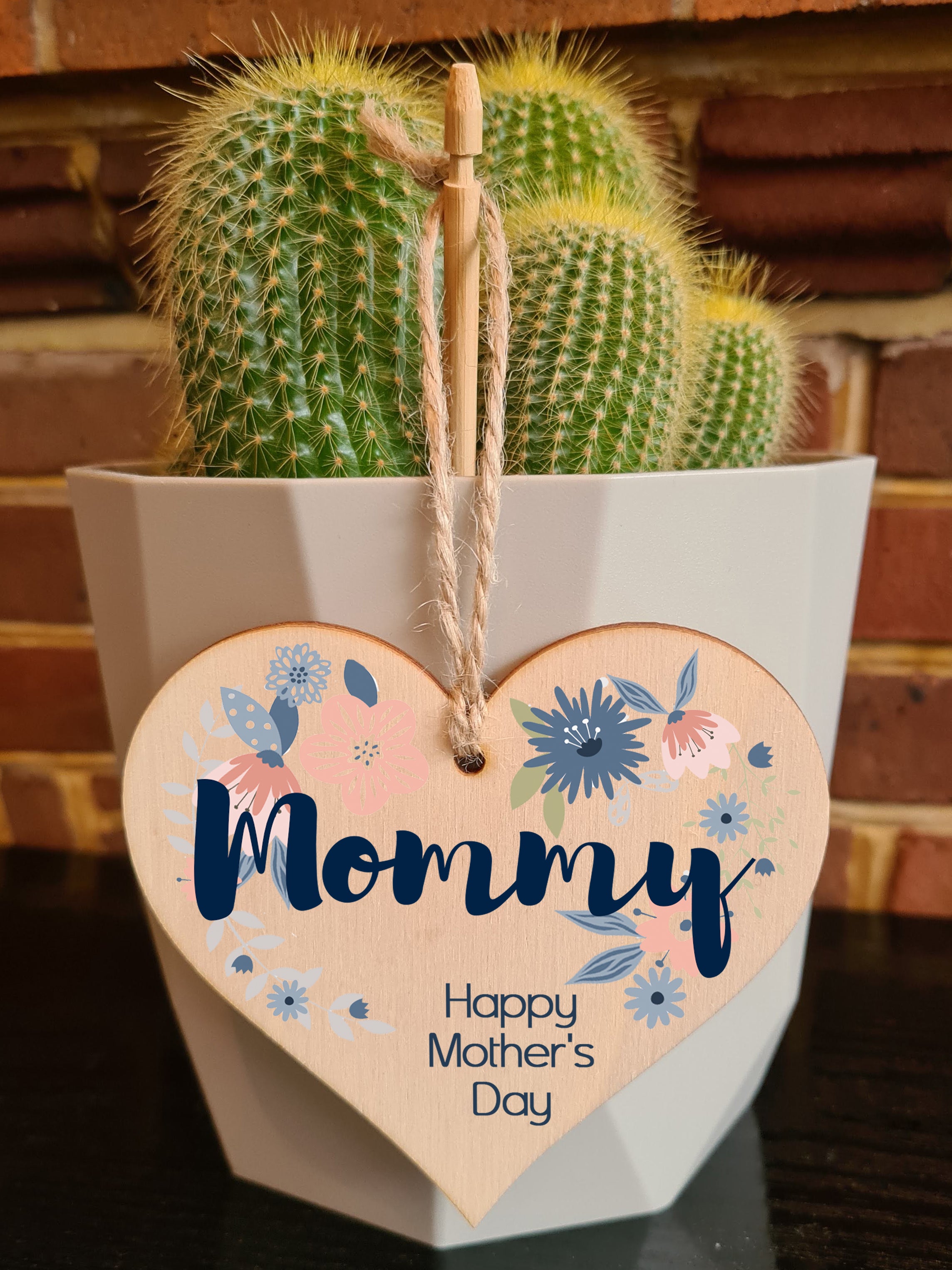 Handmade Wooden Hanging Heart Plaque Mother's Day Gift perfect for Mommy stylish floral celebration card alternative from daughter son children beautiful thoughtful keepsake