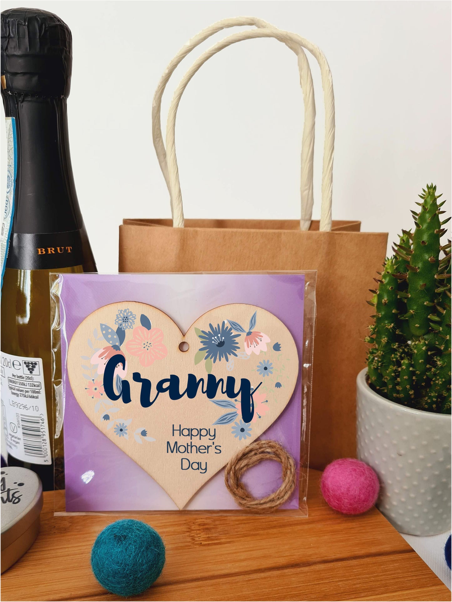 Handmade Wooden Hanging Heart Plaque Mother's Day Gift perfect for Granny stylish floral celebration card