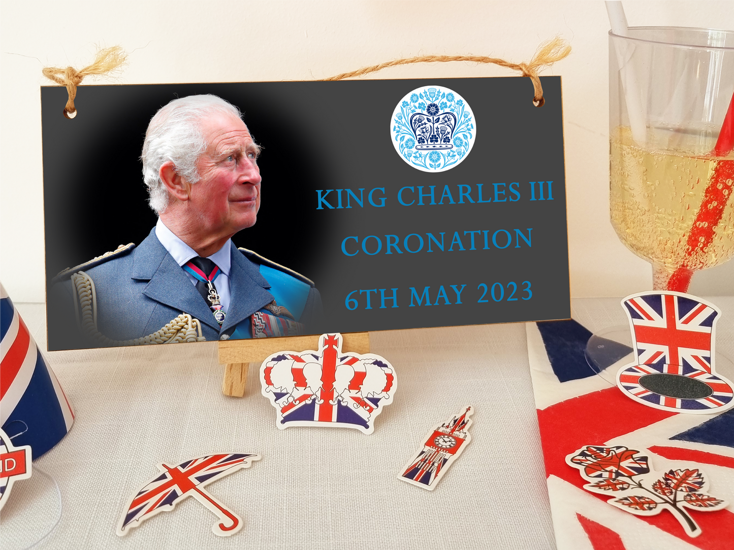 King Charles III Coronation Hanging Wooden Plaque 6th May 2023 Decorations Celebration Party Bunting Alternative Keepsake Royal Memorabilia