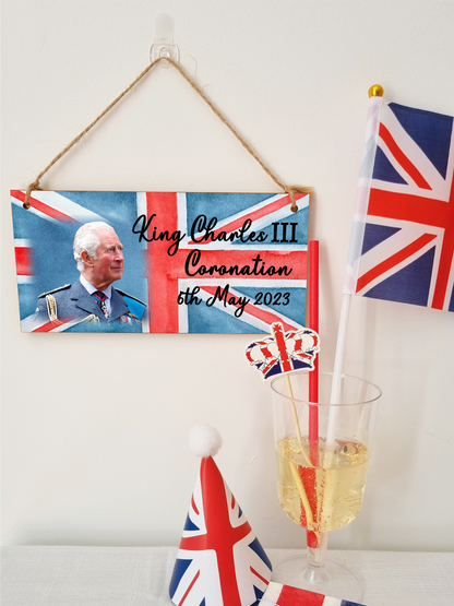 King Charles III Coronation Hanging Wooden Plaque 6th May 2023 Decorations Celebration Party Bunting Alternative Keepsake Royal Memorabilia