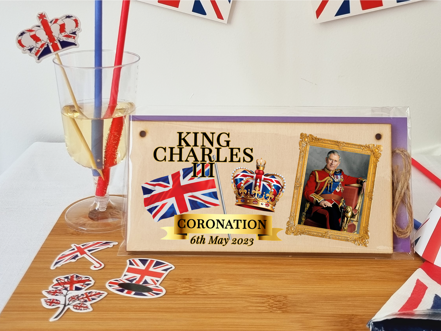 King Charles III Coronation Hanging Wooden Plaque 6th May 2023 Decorations Celebration Party Bunting Alternative Keepsake Royal Memorabilia