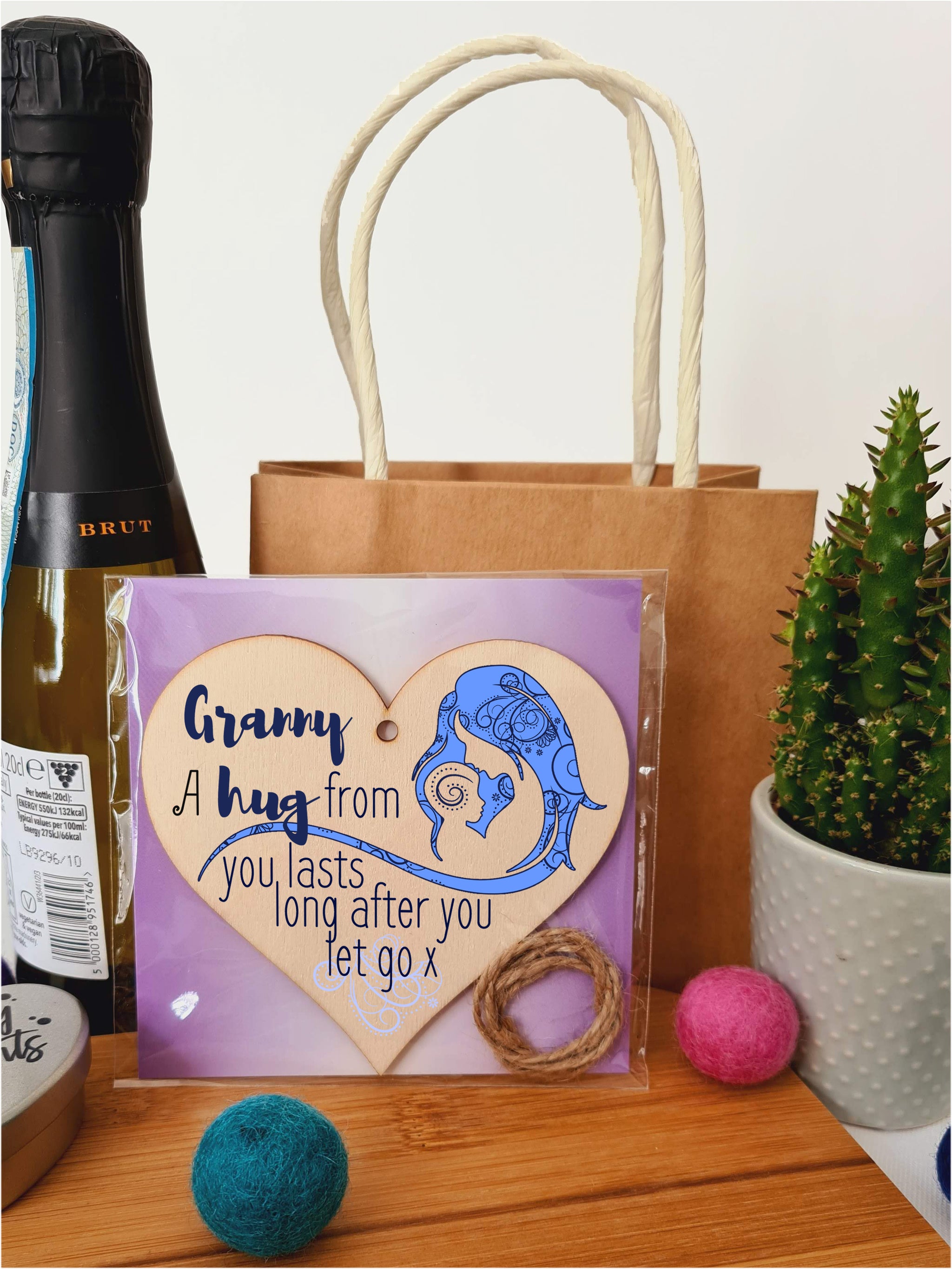 Handmade Wooden Hanging Heart Plaque Mother's Day Gift perfect for Granny loving thoughtful special keepsake A hug from you lasts long after you let go card alternative from grandchildren wall hanger