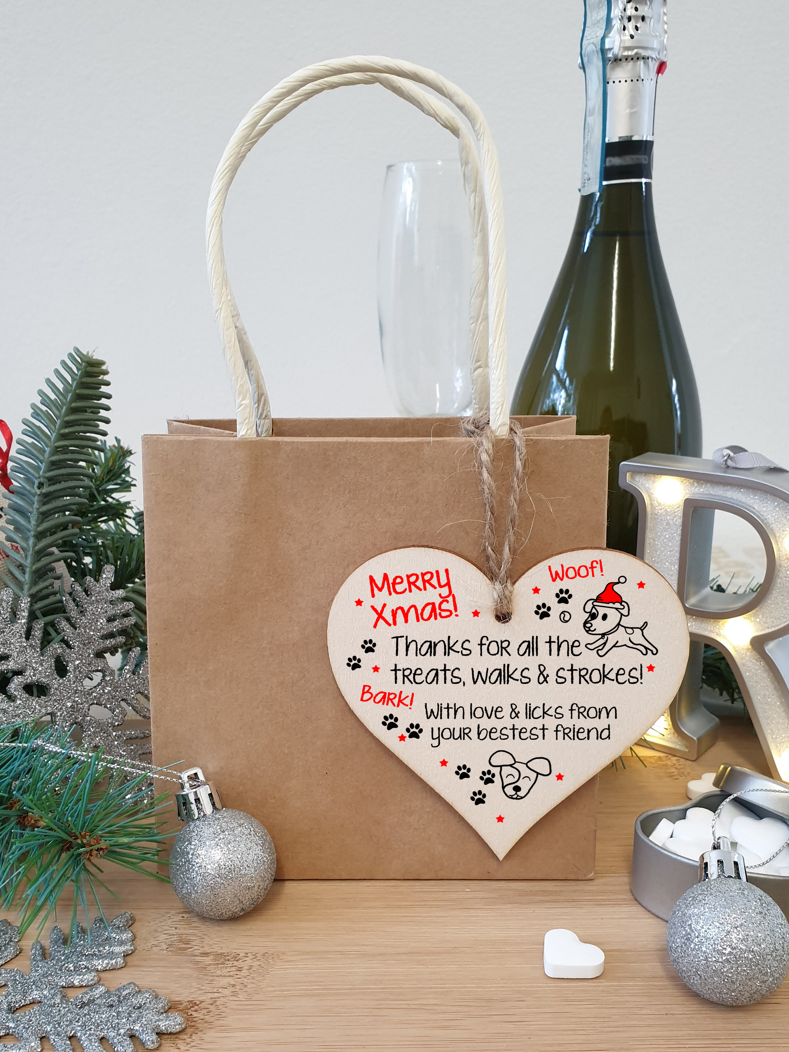 Handmade Wooden Christmas Hanging Heart Plaque Gift Merry Xmas Thanks for all the treats and walks from dog pet present dog mum dad paws cute novelty