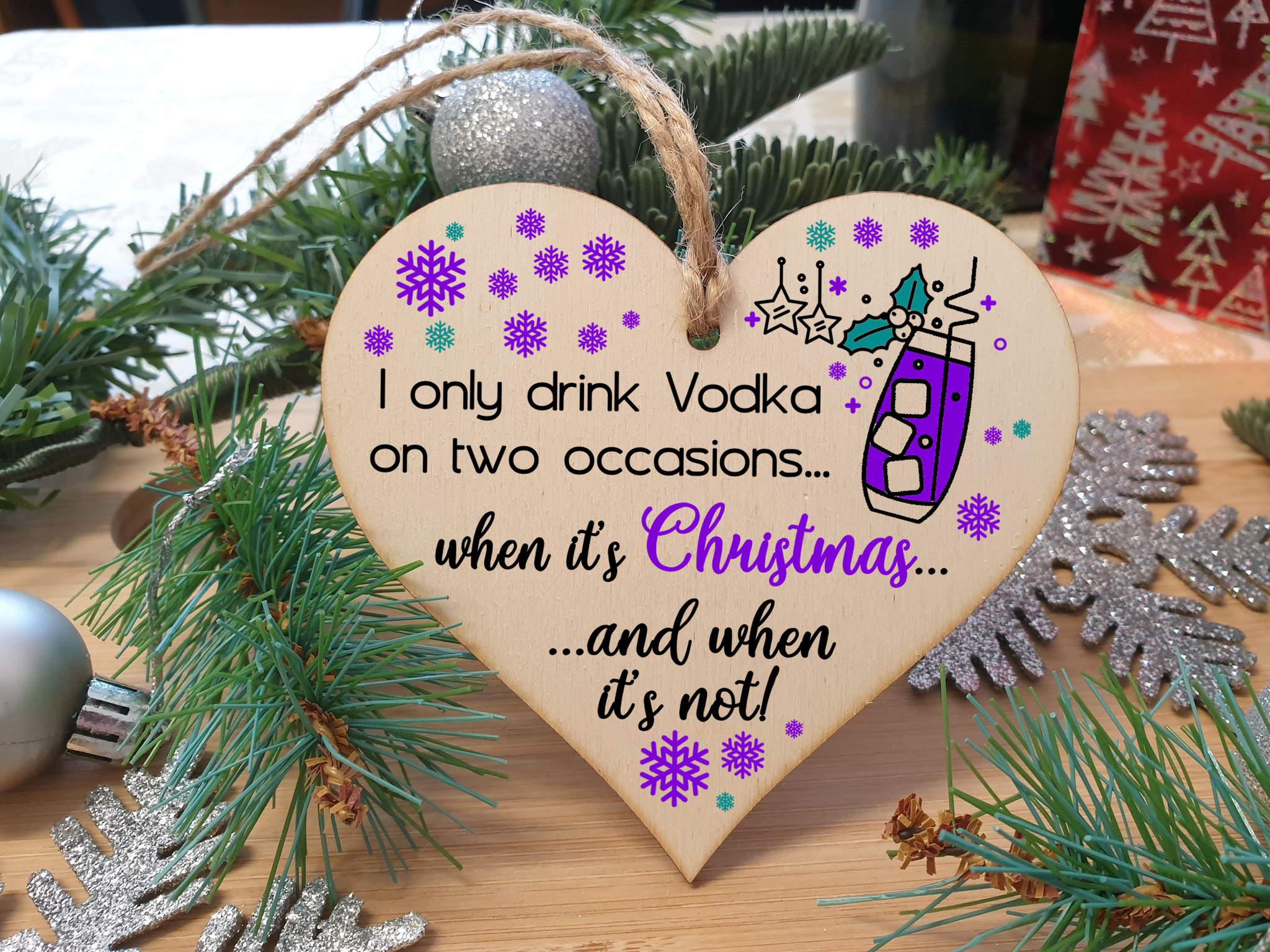 Handmade Wooden Christmas Hanging Heart Plaque Gift I only drink vodka on two occasions funny novelty vodka lovers alcohol joke xmas present