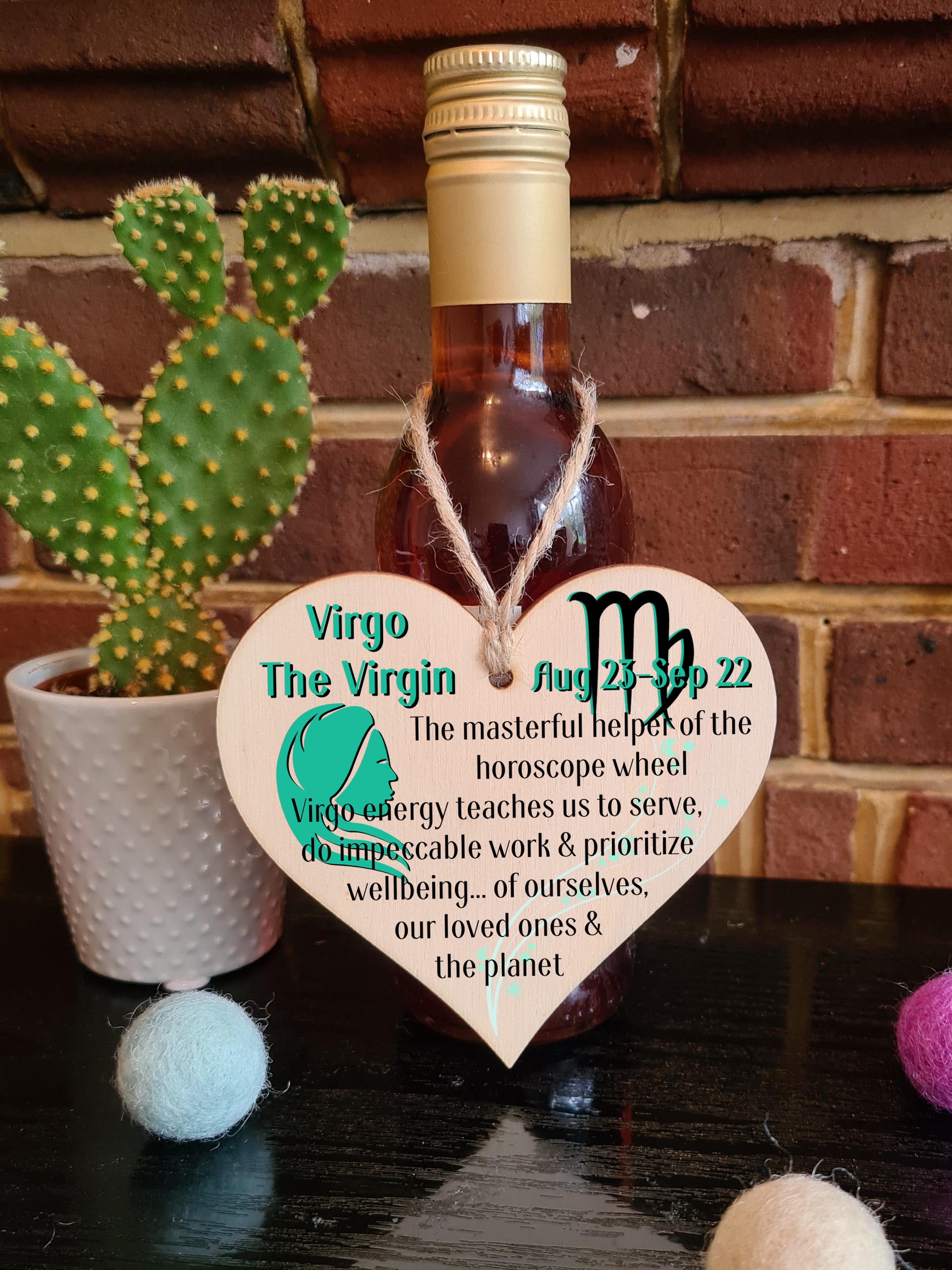 Handmade Wooden Hanging Heart Plaque Gift Signs of the Zodiac Virgo Astrological Star Sign Keepsake Card Alternative