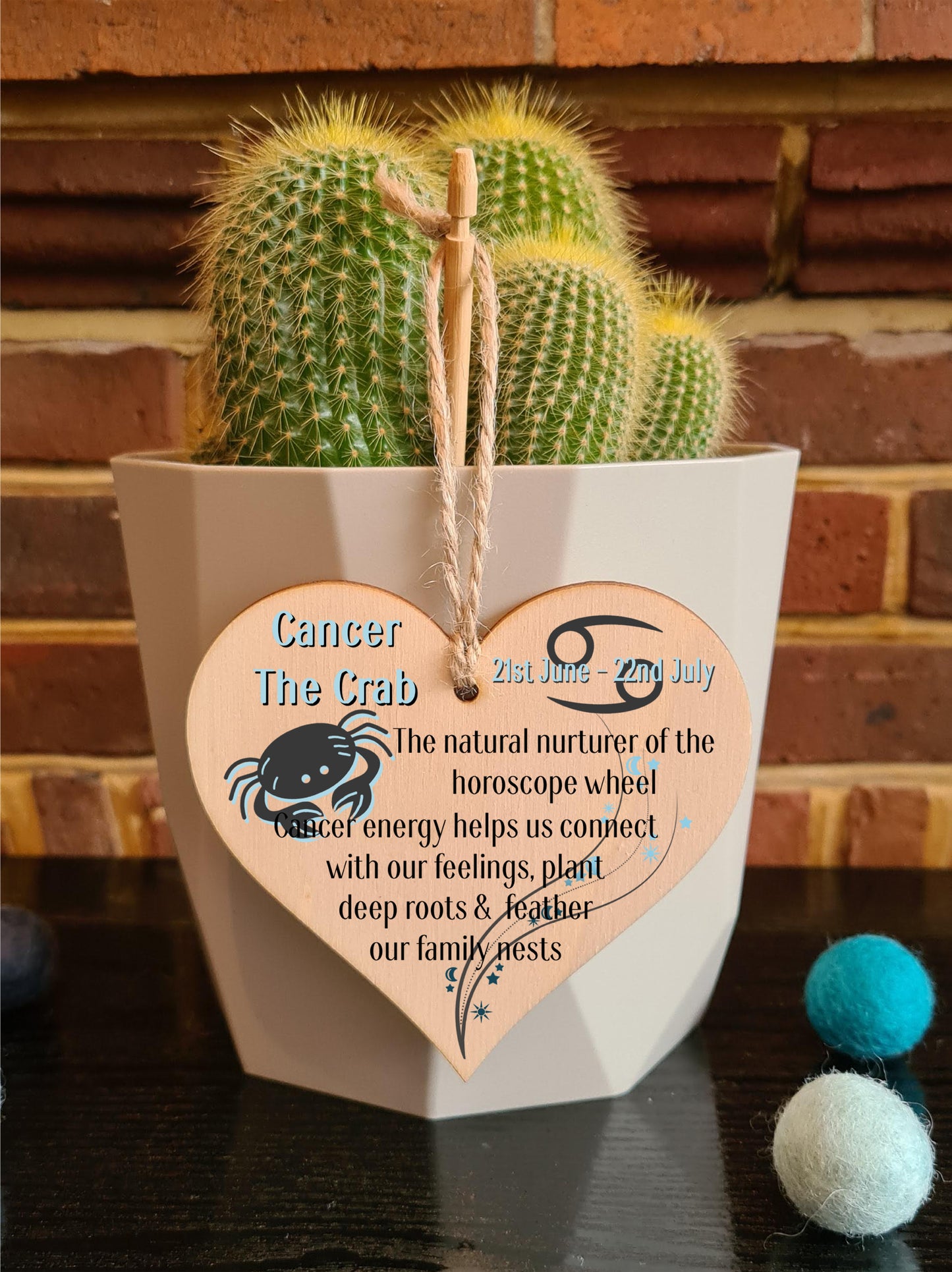 Handmade Wooden Hanging Heart Plaque Gift Signs of the Zodiac Cancer Astrological Star Sign Keepsake Card Alternative