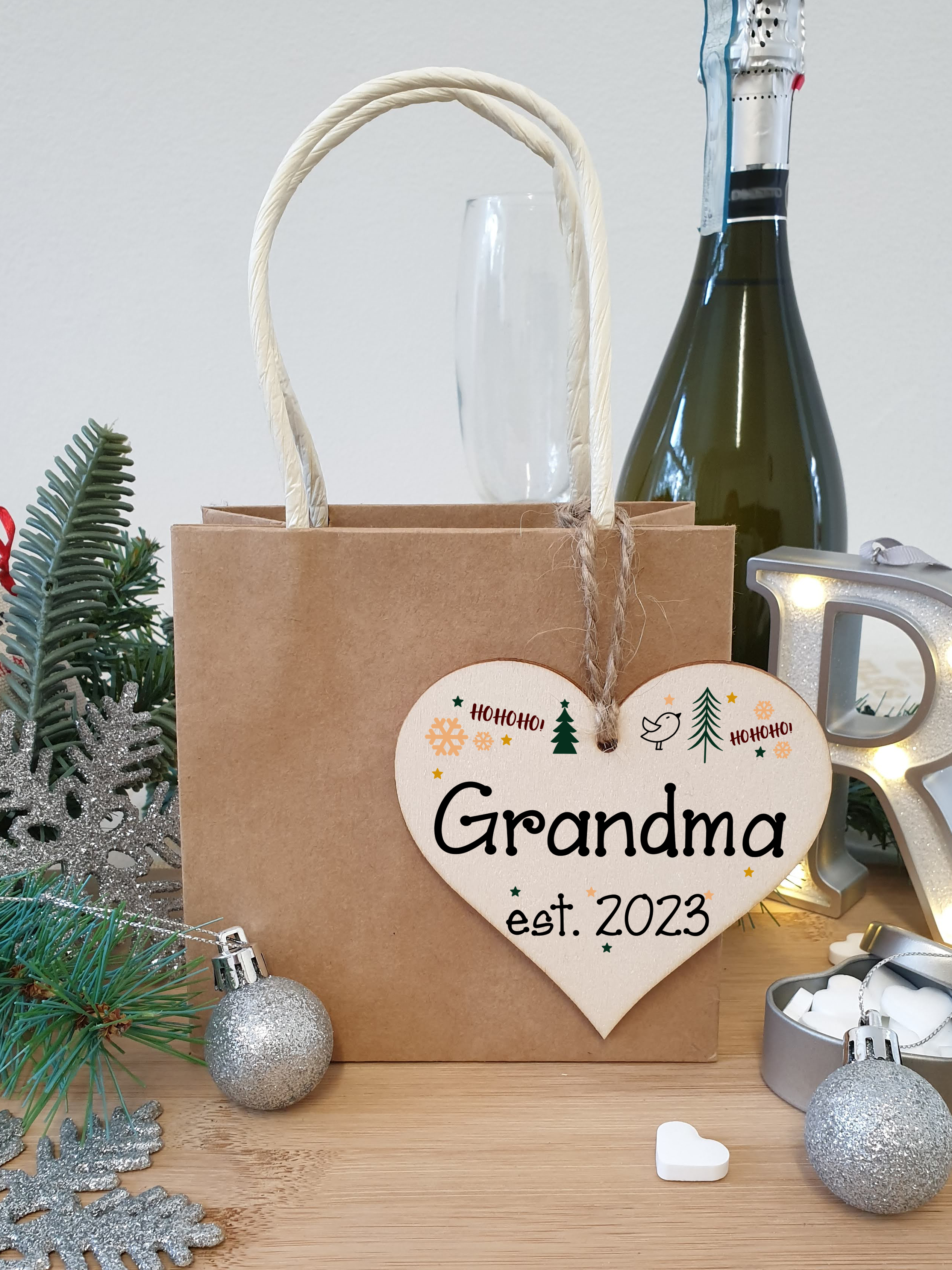 Handmade Christmas Hanging Wooden Heart Plaque Decoration Gift perfect grandmas grandparents newborns 2022